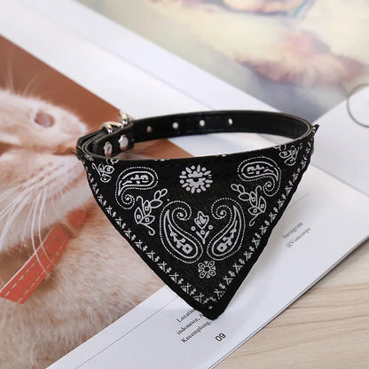 Collier bandana réglable pour chien et chat, foulard en simili-cuir